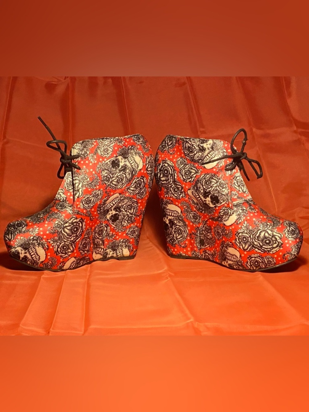 IRON FIST super high platform ankle booties,hot pink satin,skull print,lace up 7 - Picture 5 of 14